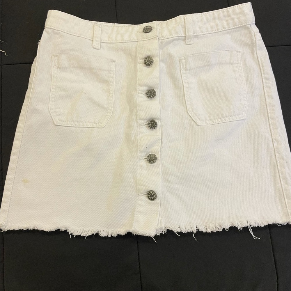 Urban Outfitters BDG white denim skirt medium